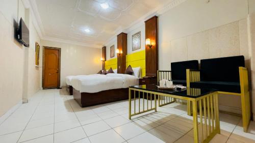 Luxury Triple Room
