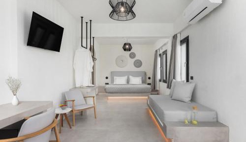 Deluxe Suite with Sea View