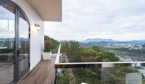 Double Room with Mountain View