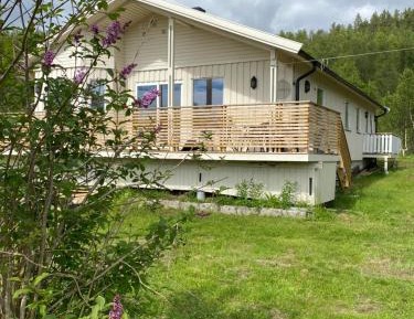Villa with Garden View
