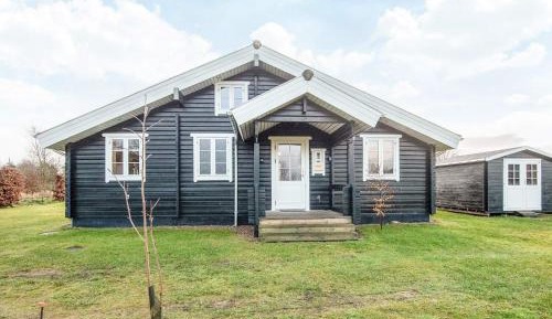 Two-Bedroom Holiday Home