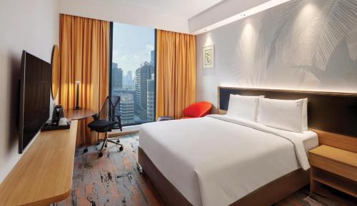 Standard Queen Room - High Floor/Free Breakfast
