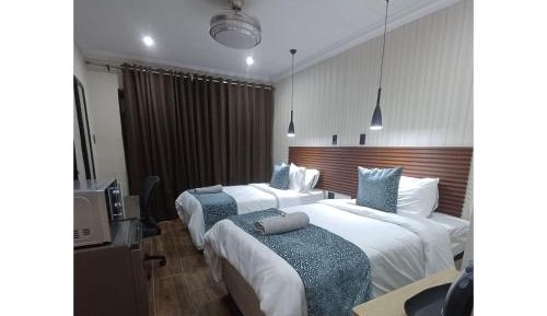 Superior Deluxe Double or Twin Room 