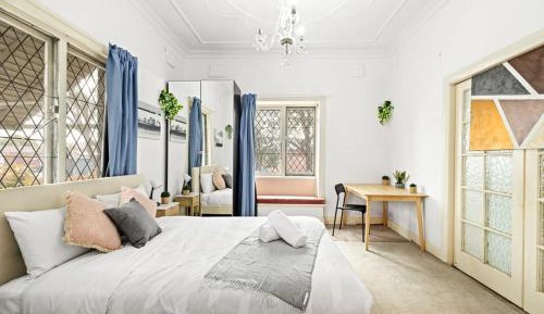 Queen Room with Shared Bathroom