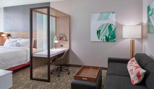 Suite, 1 King, Trundle bed
