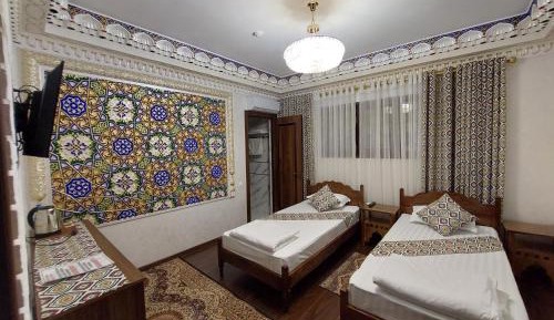 Twin Room with Private Bathroom