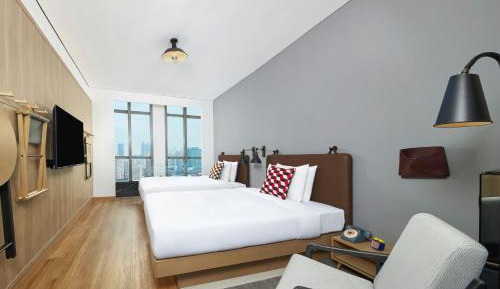Standard Double Room with Two Double Beds and City View