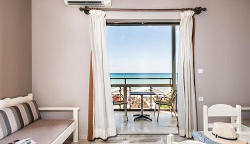 One-Bedroom Apartment with Sea View