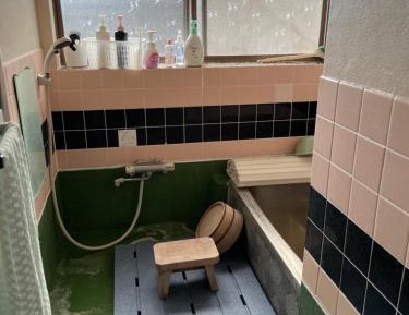 Twin Room with Private Bathroom