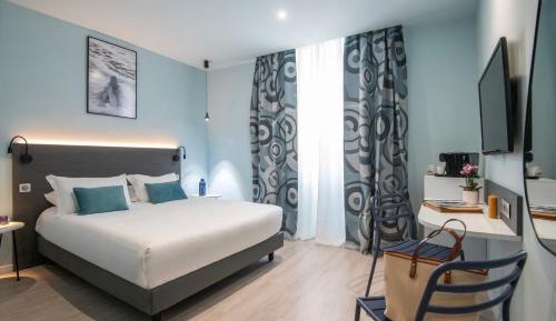 Superior Double Room with City View