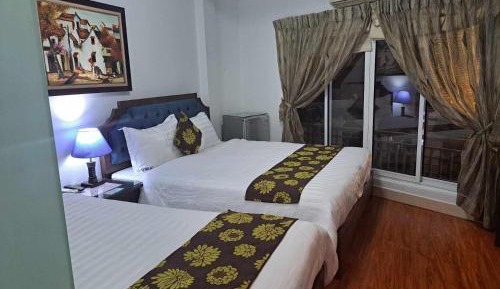Twin Room with Private Bathroom