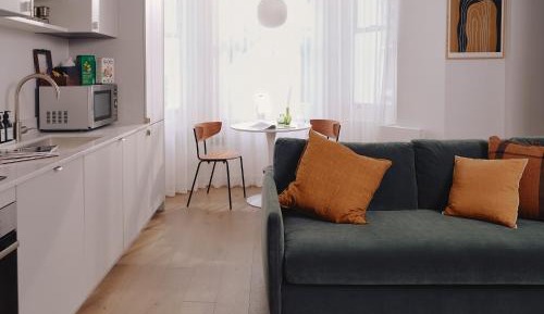 Executive One-Bedroom Apartment