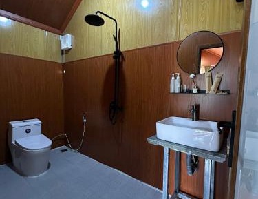 Room #1044641807