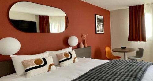 Studio (2 Adults)
