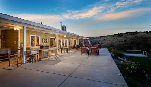 Four-Bedroom Vacation Home