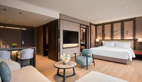 Junior Suite 1 King