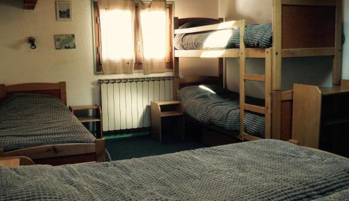Quintuple Room
