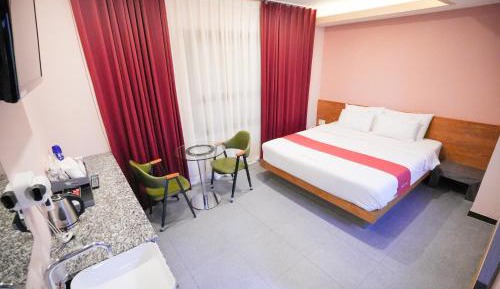 Deluxe Double Room with Bath