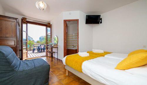 Small Twin Room