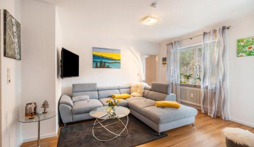 Superior One-Bedroom Apartment with Balcony