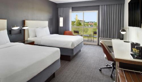 Queen Room with Two Queen Beds and Balcony