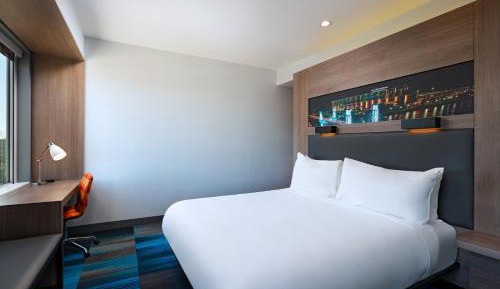 Aloft, Guest room, 1 King