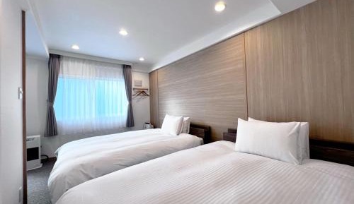 Deluxe Family Suite