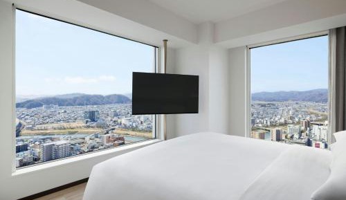 One-Bedroom King Suite - City View