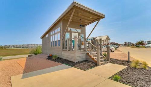One-Bedroom House