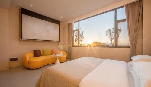 Deluxe Family Suite