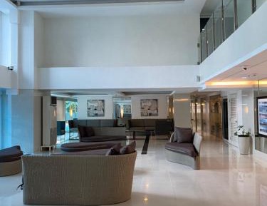 Apartment with City View