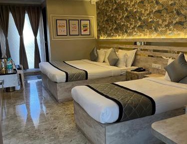 Triple Room with Balcony