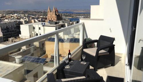 Superior Apartment with Balcony