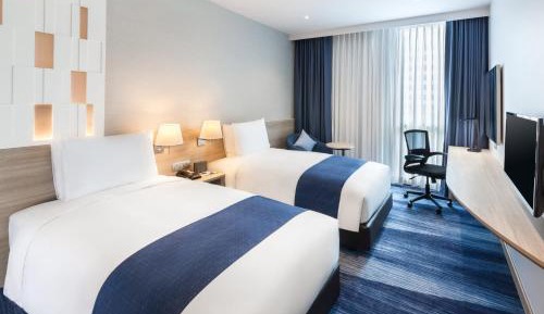 Standard Twin Room with Free Breakfast