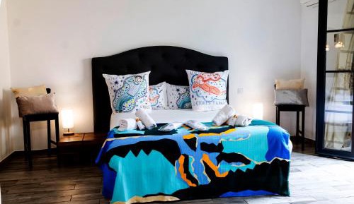 King Studio with Sofa Bed