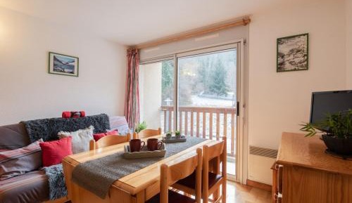 Apartment (6 Adults)