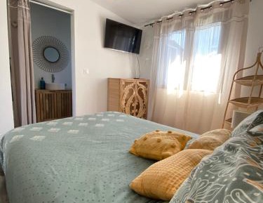 Room #1184023901