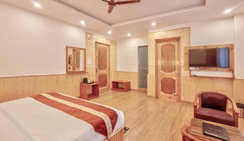 Deluxe Double Room with Balcony