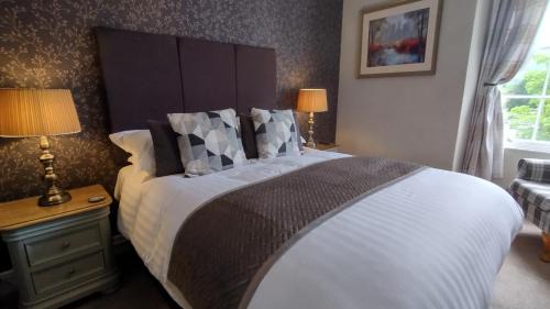 King Room with Mountain View