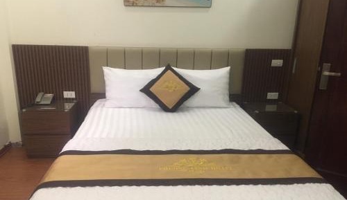 Standard Queen Room