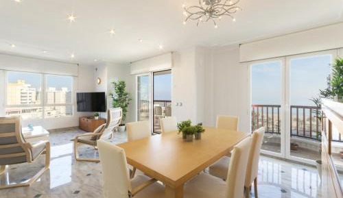 Apartment with Sea View