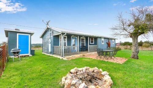 Three-Bedroom Holiday Home 