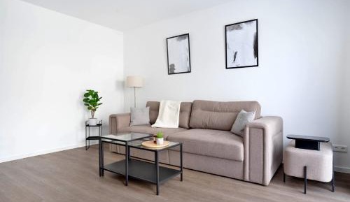 One-Bedroom Deluxe Apartment