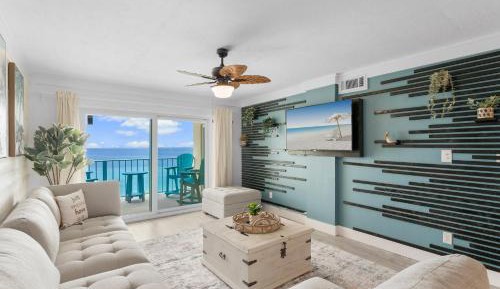 Apartment with View and Balcony