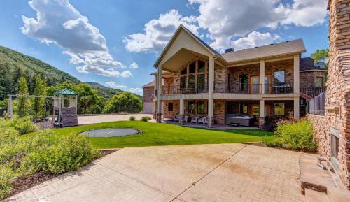 Six-Bedroom House