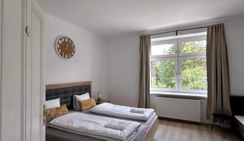 Triple Room with Shared Bathroom