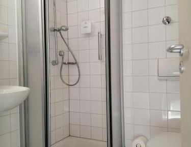 Large Single Room