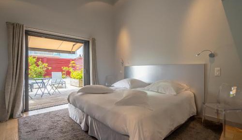 Iguski Room with Terrace