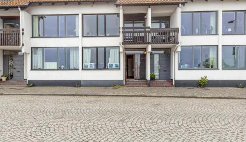 Four-Bedroom Holiday Home