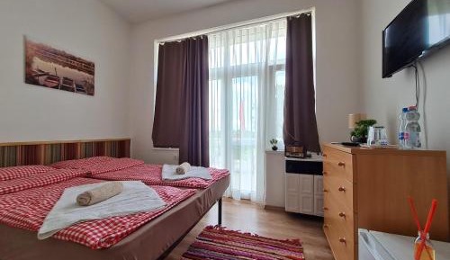 Double Room with Lake View